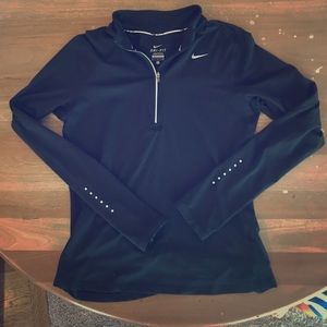 Nike Women’s Dri- Fit Pullover, Sz Small